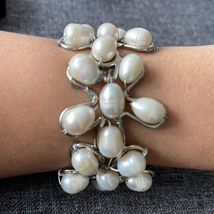 Pearls bracelet